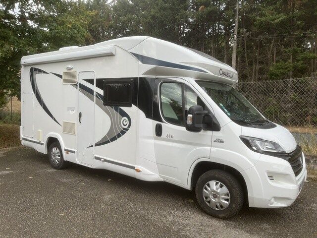 photos.external