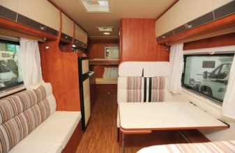  PLA Jolycamper 690 image