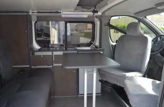  RENAULT Trafic image