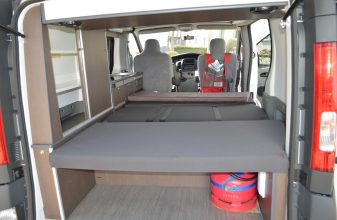  RENAULT Trafic image