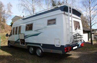 photos.external