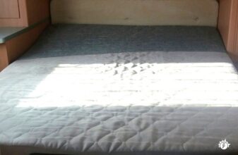 photos.couch