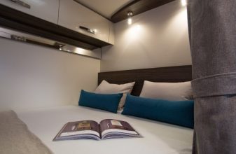 Ford BENIMAR Tessoro 440 UP image