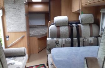 Renault BURSTNER T6 image