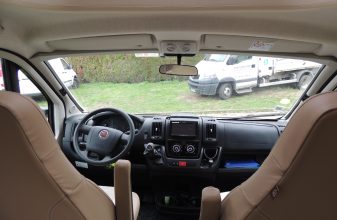 Fiat BURSTNER IT726 30e édition image