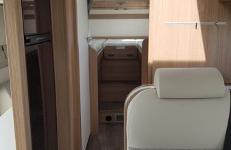 Citroen CARADO T447 image