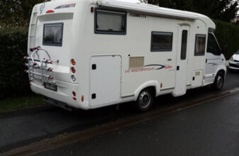 photos.external
