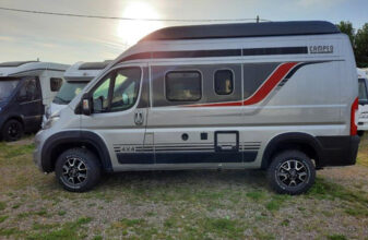 photos.external