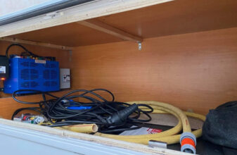 photos.external