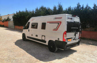 photos.external