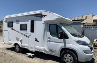 photos.external