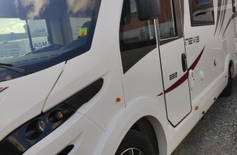 Fiat MC LOUIS Nevis 822 image