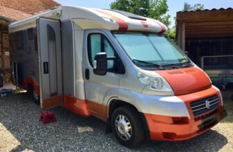 BURSTNER PRIVILEGE T 725