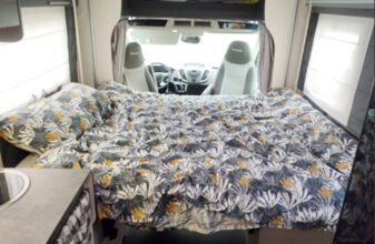 photos.couch