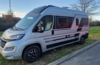 photos.external