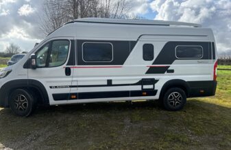 photos.external