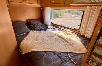 FORD CHAUSSON FLASH image