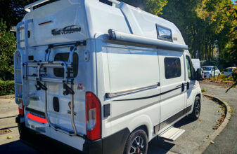 photos.external