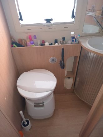 photos.bathroom