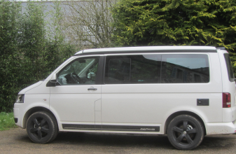 Volkswagen CALIFORNIA T5 image