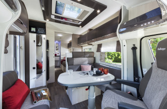 Ford CHALLENGER MAGEO 377 image