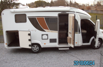 Citroen BURSTNER LyséoIT 700 H Harmony image