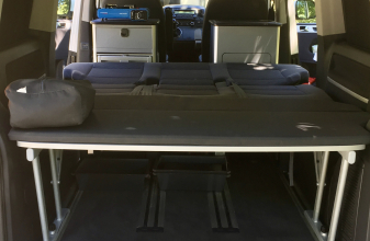 Volkswagen MULTIVAN 2011 image