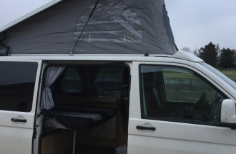 Volkswagen TRANSPORTEUR T5 image