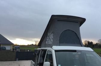 Volkswagen TRANSPORTEUR T5 image