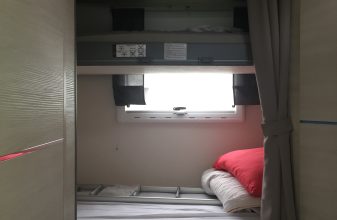 Ford CHALLENGER quartz image