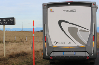 Fiat MOBILVETTA DESIGN K-YACHT 85 image