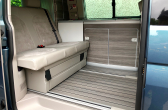 VOLKSWAGEN VOLKSWAGEN CALIFORNIA T6 image