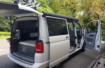 VOLKSWAGEN VOLKSWAGEN CALIFORNIA image