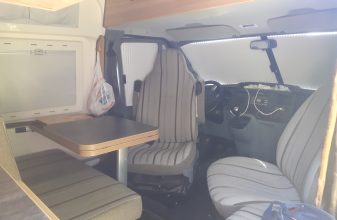 FORD FONT VENDOME VANS image