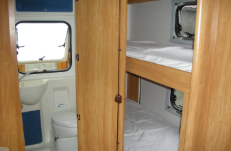 FORD RIMOR KATAMARANO image