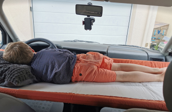 Volkswagen MULTIVAN T4 image