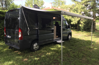 FIAT CARADO CAPUCINES image