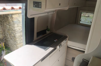 Fiat BURSTNER C600 image