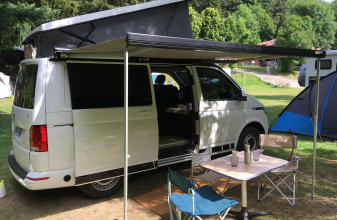 Volkswagen TRANSPORTEUR T6.1 image