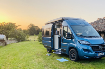 Fiat HYMERMOBIL Free van 540 blue évolution image
