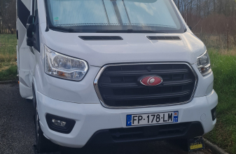 Ford CHALLENGER GRAPHITE EDITION 260 image