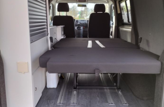 Volkswagen TRANSPORTEUR T5 image