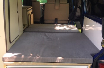 Volkswagen TRANSPORTEUR T4 image