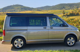  VOLKSWAGEN CALIFORNIA T6.1 image