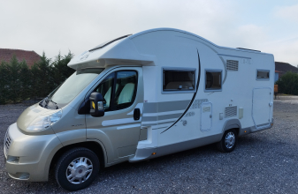 CI (CARAVANS INTERNATIONAL) X-TIL