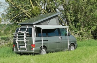 Volkswagen MULTIVAN T4 image