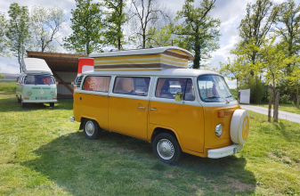 Volkswagen VOLKSWAGEN T2 B DEVON 1978 image