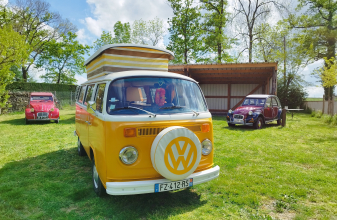 Volkswagen VOLKSWAGEN T2 B DEVON 1978 image