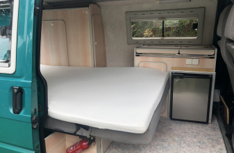 Volkswagen LANDO T4 image