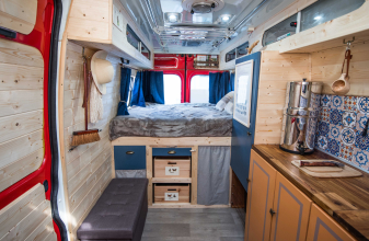 RENAULT ADRIA IZOLA image